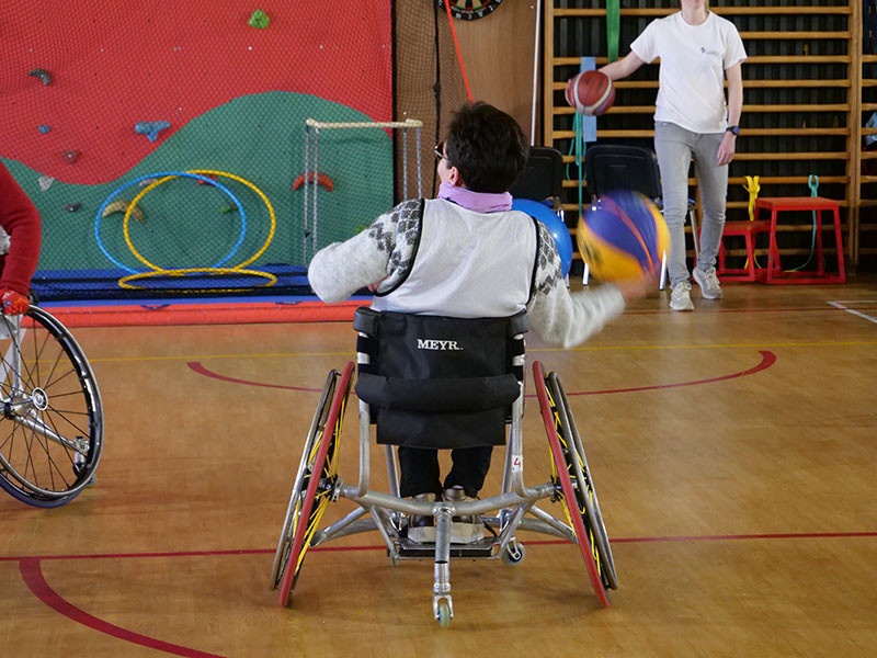 Une initiation |$ au basket fauteuil | avec l'ABBR
